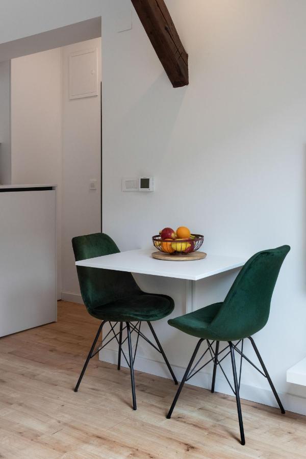 Modern Loft With Gallery In City Center Zagreb Exterior photo